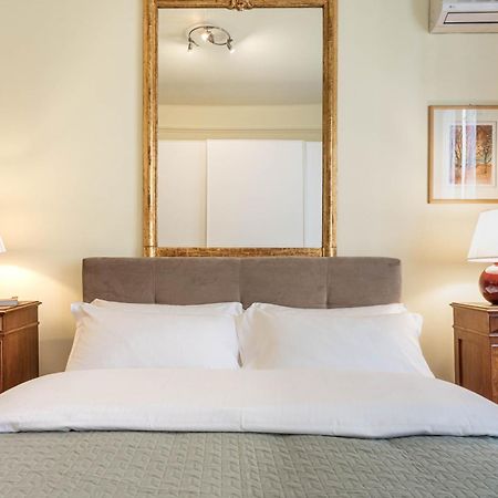 Piazza Isolo Central Apartment 베로나 외부 사진