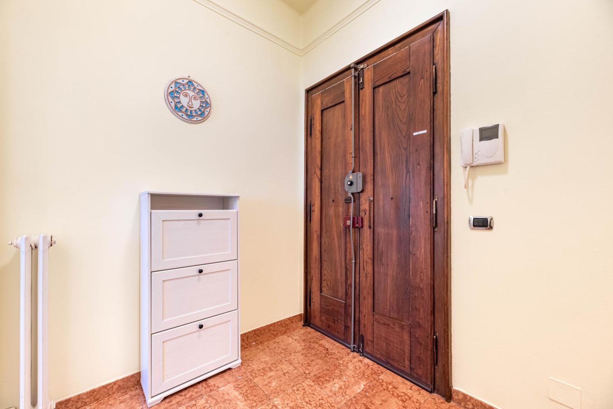 Piazza Isolo Central Apartment 베로나 외부 사진