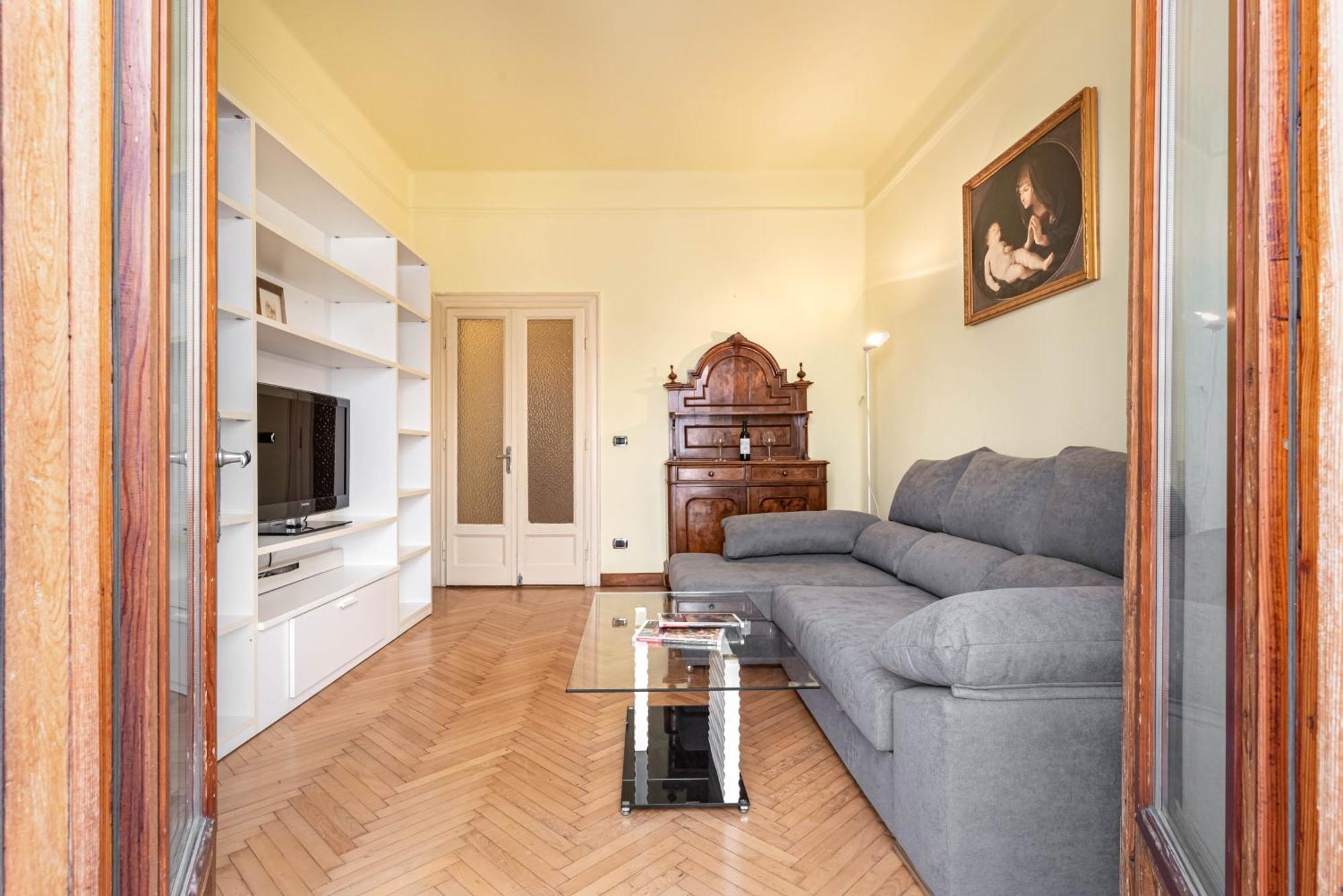 Piazza Isolo Central Apartment 베로나 외부 사진